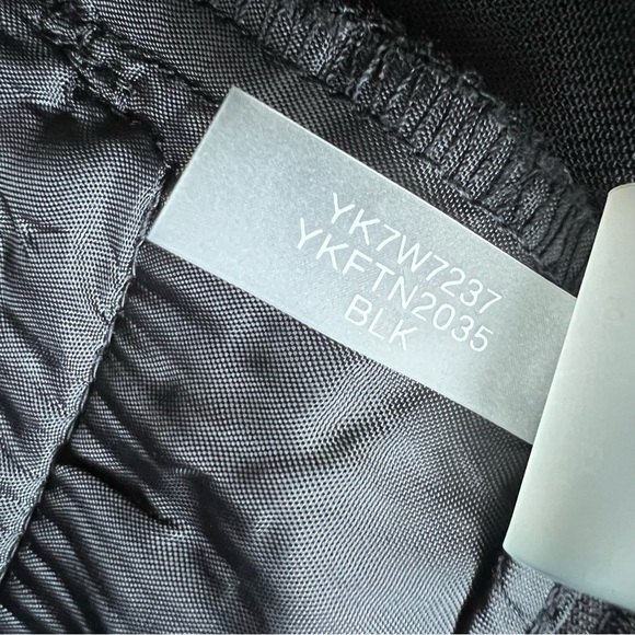 Karl Lagerfeld Paris Women’s Soft Dress Pant Sz 16 - Picture 7 of 11